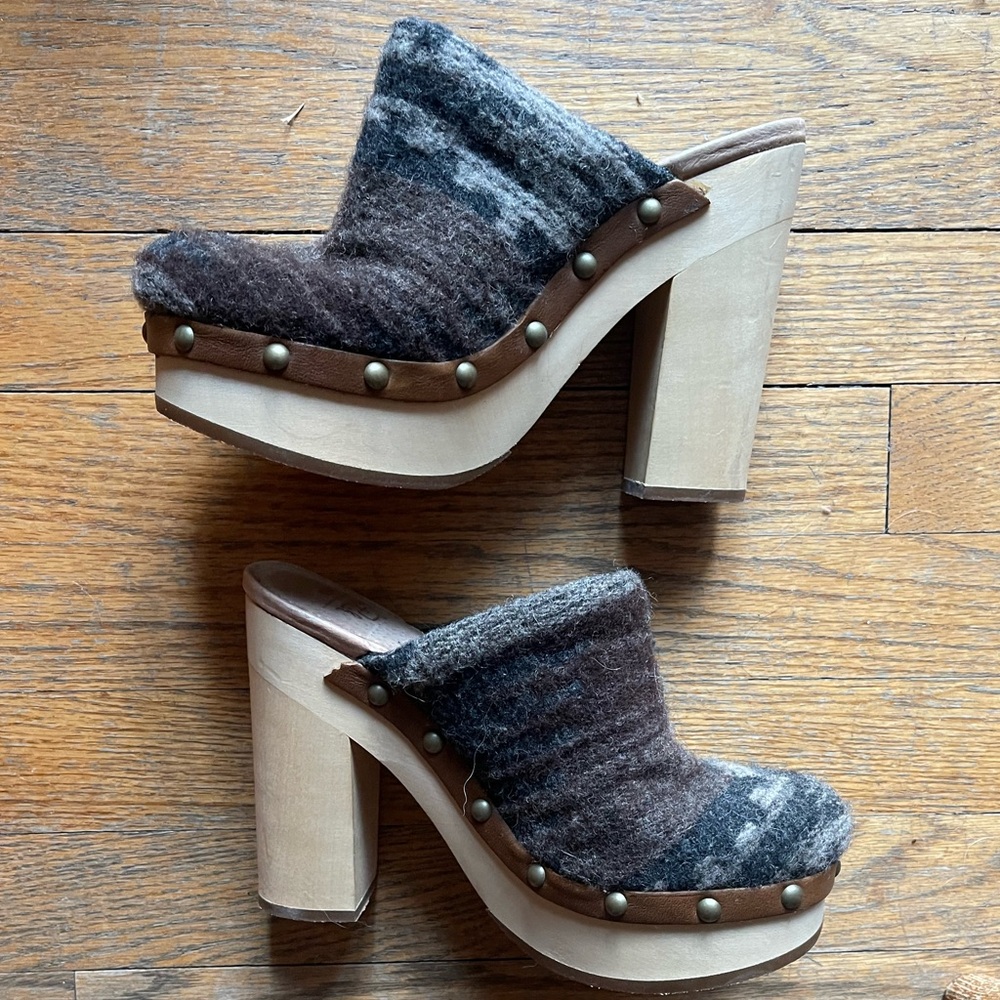 Woolrich Journalist Slip On Mule